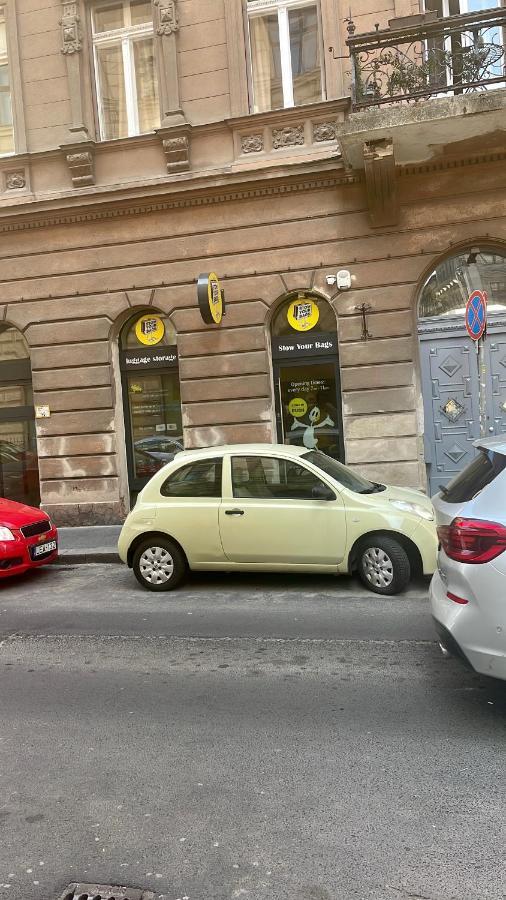 The Wonder Deer Next To The Opera Self Check-in * Budapeszt